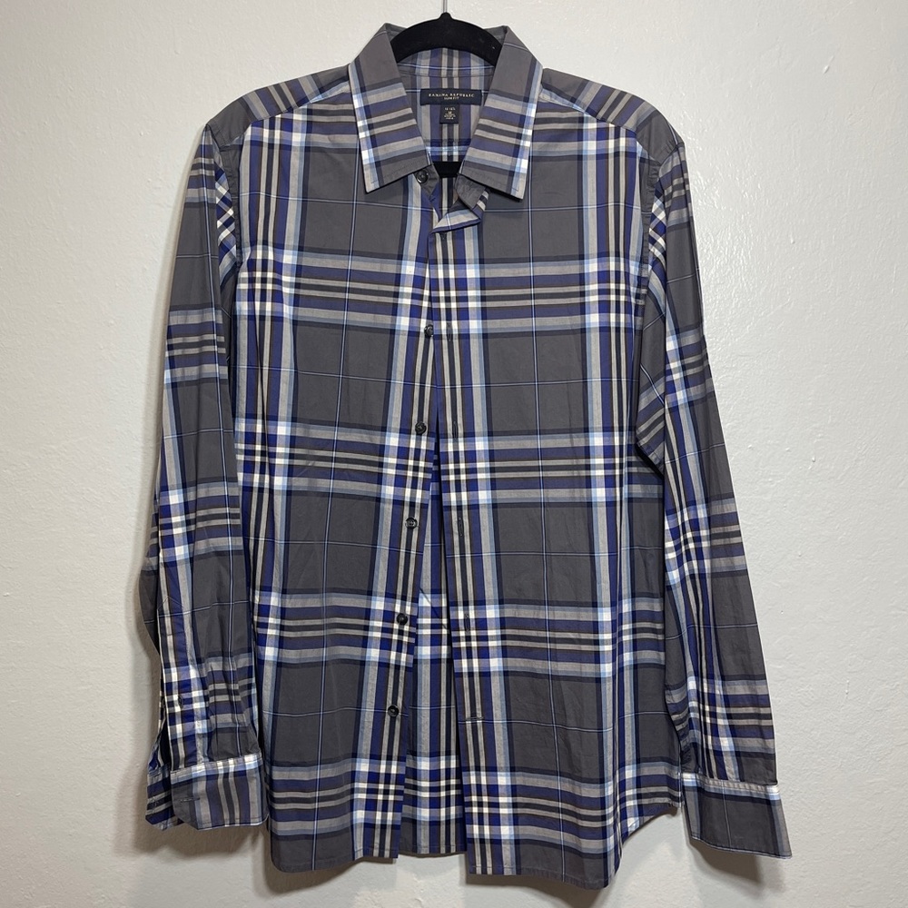 Banana Republic Button Down Dress Shirt